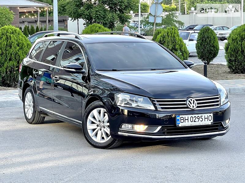VOLKSWAGEN PASSAT 2013