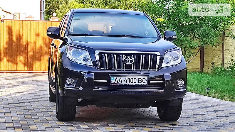 TOYOTA PRADO 2010