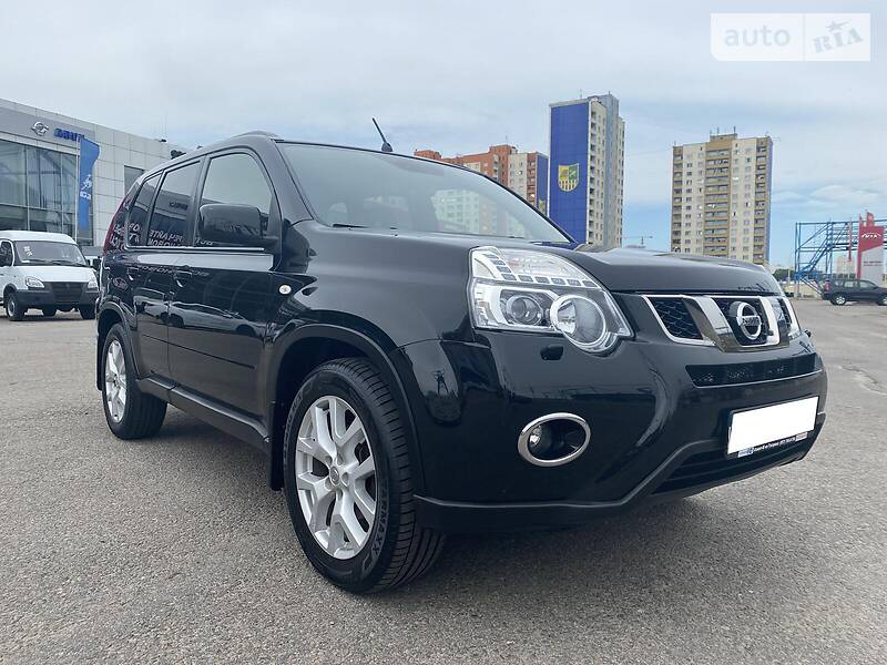 NISSAN X-TRAIL 2011