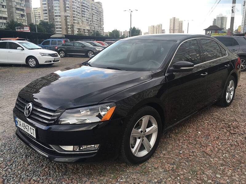 VOLKSWAGEN PASSAT 2013