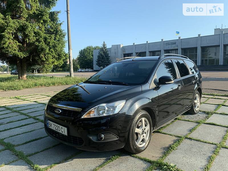 Головне фото звіту автомобіля FORD FOCUS 2008