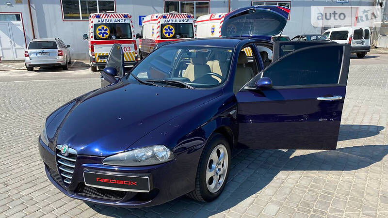 ALFA ROMEO 147 2005