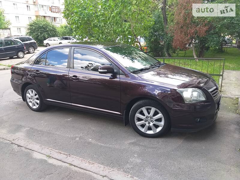 Головне фото звіту автомобіля TOYOTA AVENSIS 2008