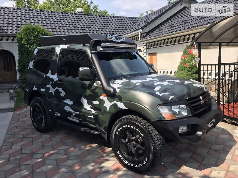 MITSUBISHI PAJERO 2000