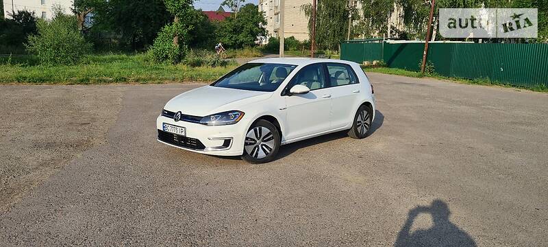 VOLKSWAGEN E-GOLF 2017