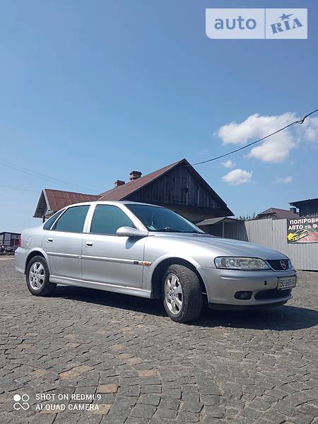 OPEL VECTRA 2001