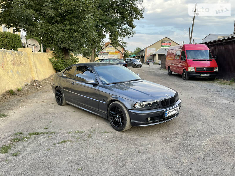 Головне фото звіту автомобіля BMW 323I 2000