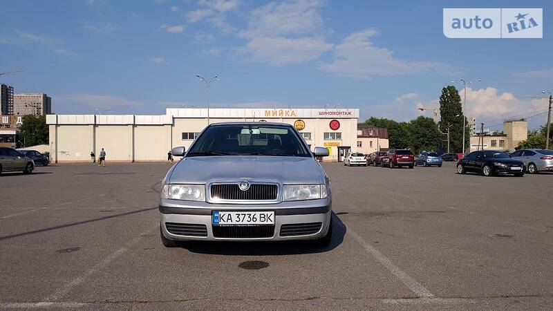 SKODA OCTAVIA TOUR 2006