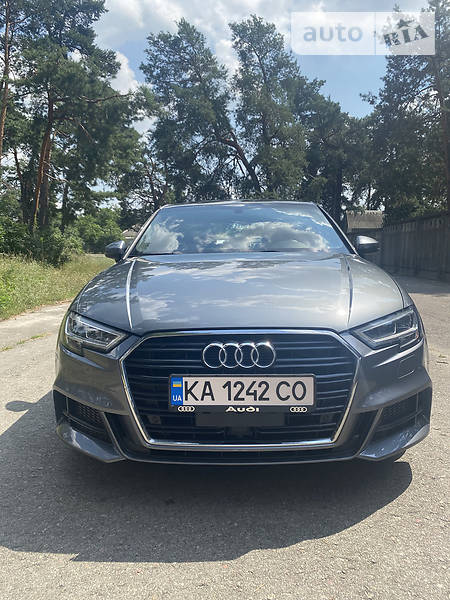 Головне фото звіту автомобіля AUDI A3 2018