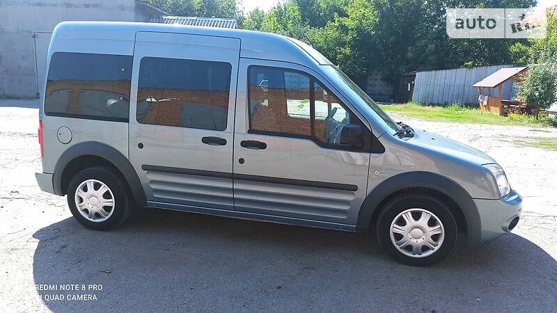 FORD TOURNEO CONNECT 2010