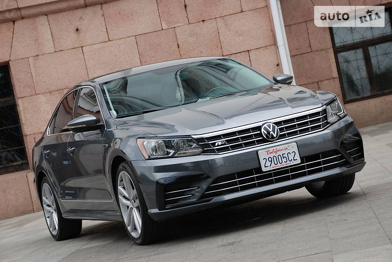 VOLKSWAGEN PASSAT 2016