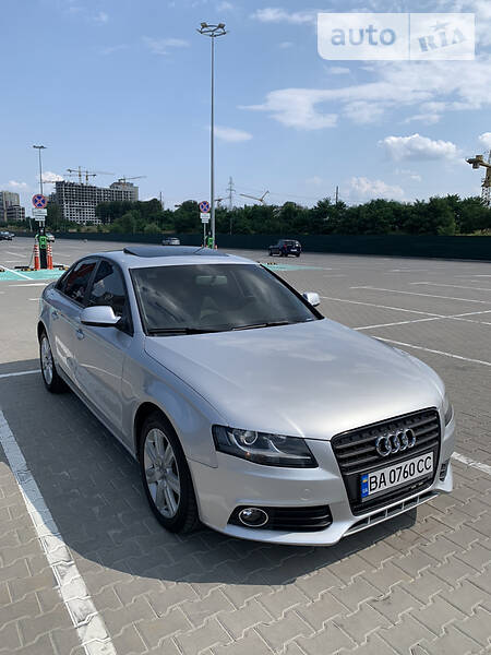 AUDI A4 2010