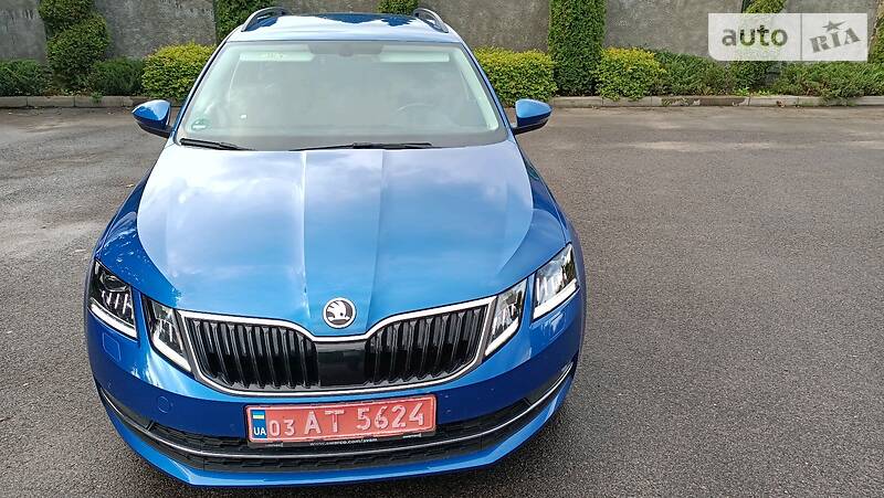 Головне фото звіту автомобіля SKODA OCTAVIA 2017