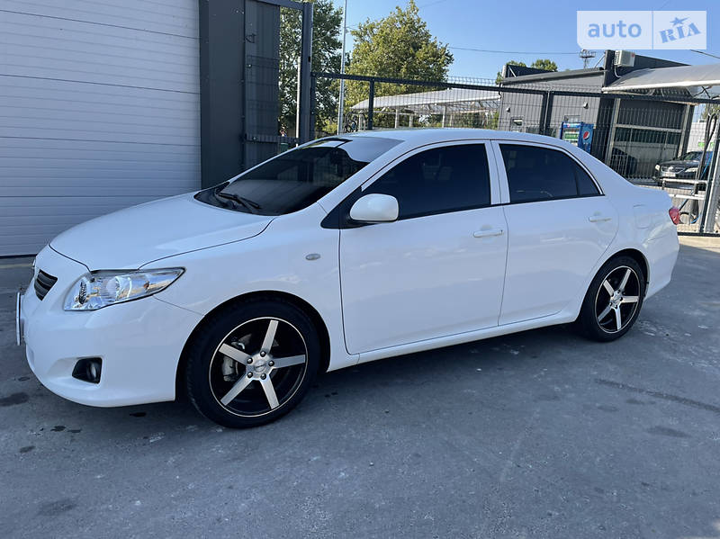 TOYOTA COROLLA 2009