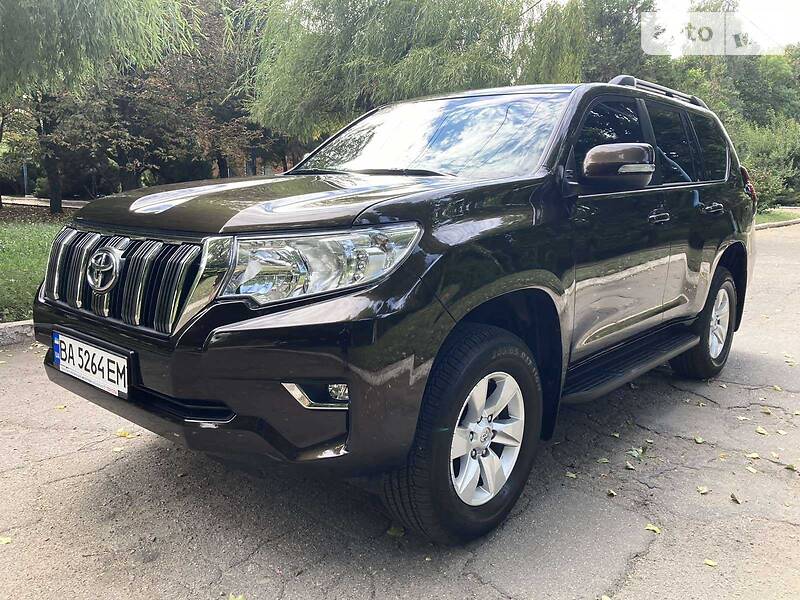 TOYOTA LAND CRUISER PRADO 150