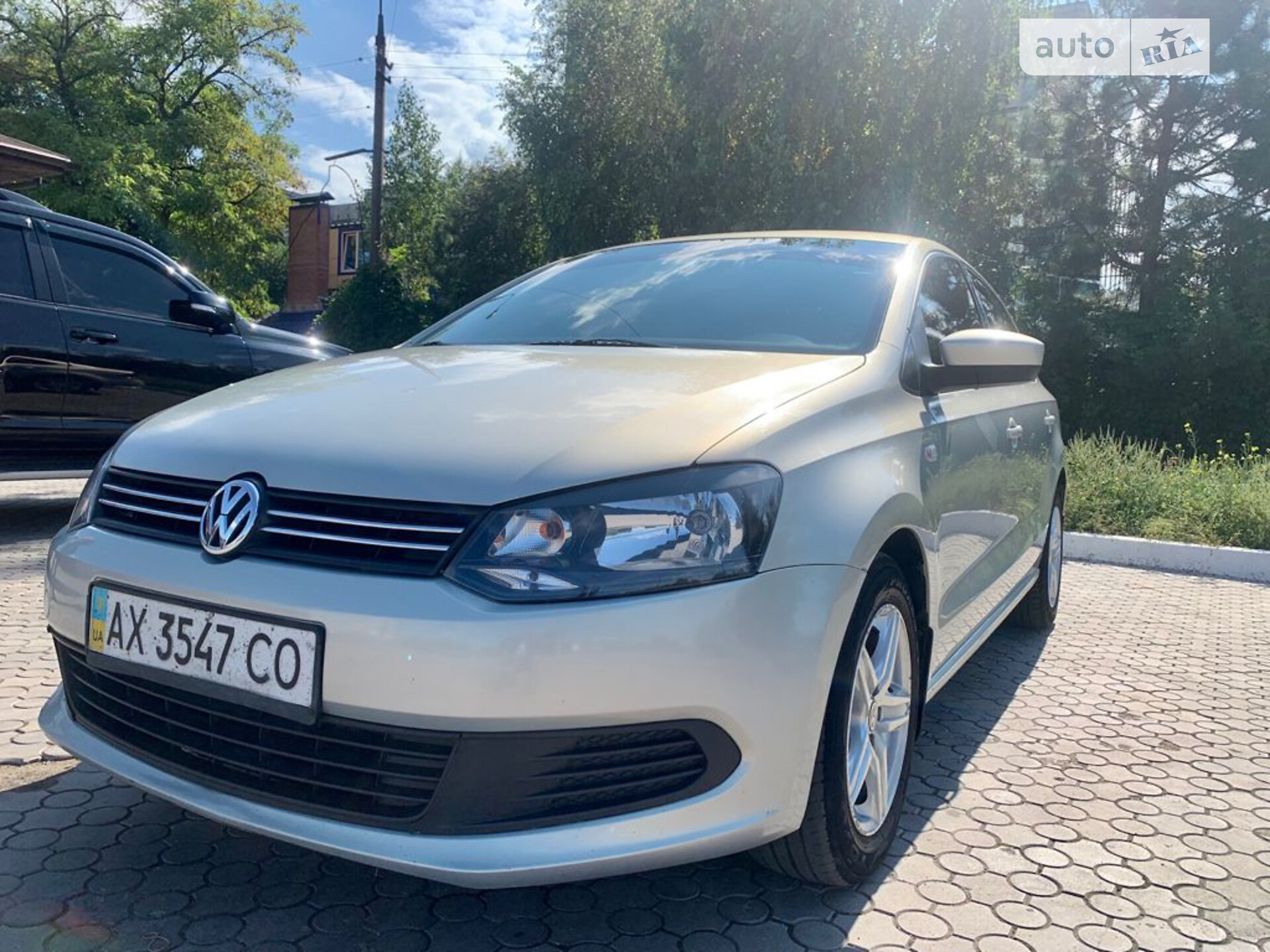 VOLKSWAGEN POLO 2011