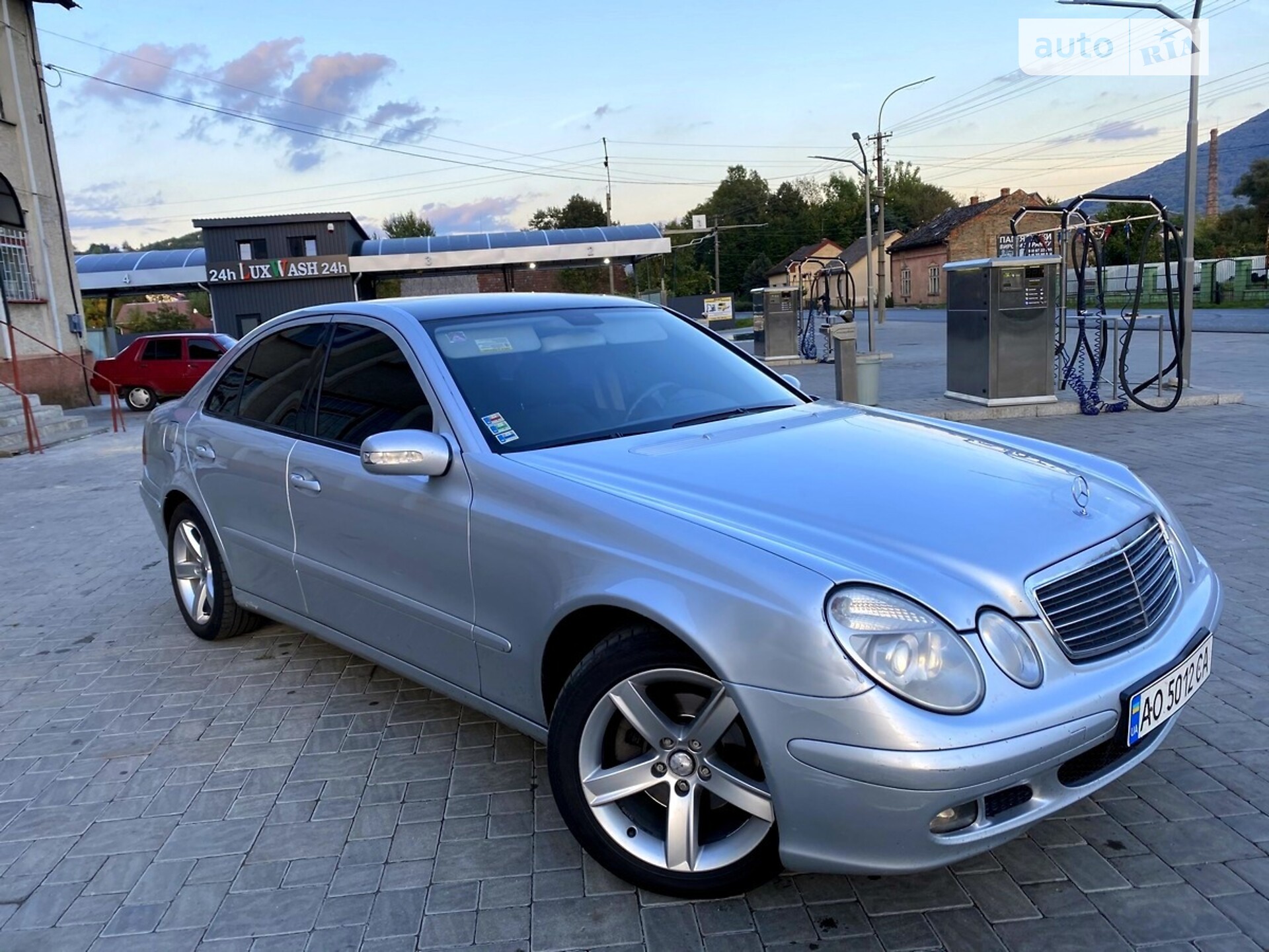 Mercedes-Benz E-Class 2005