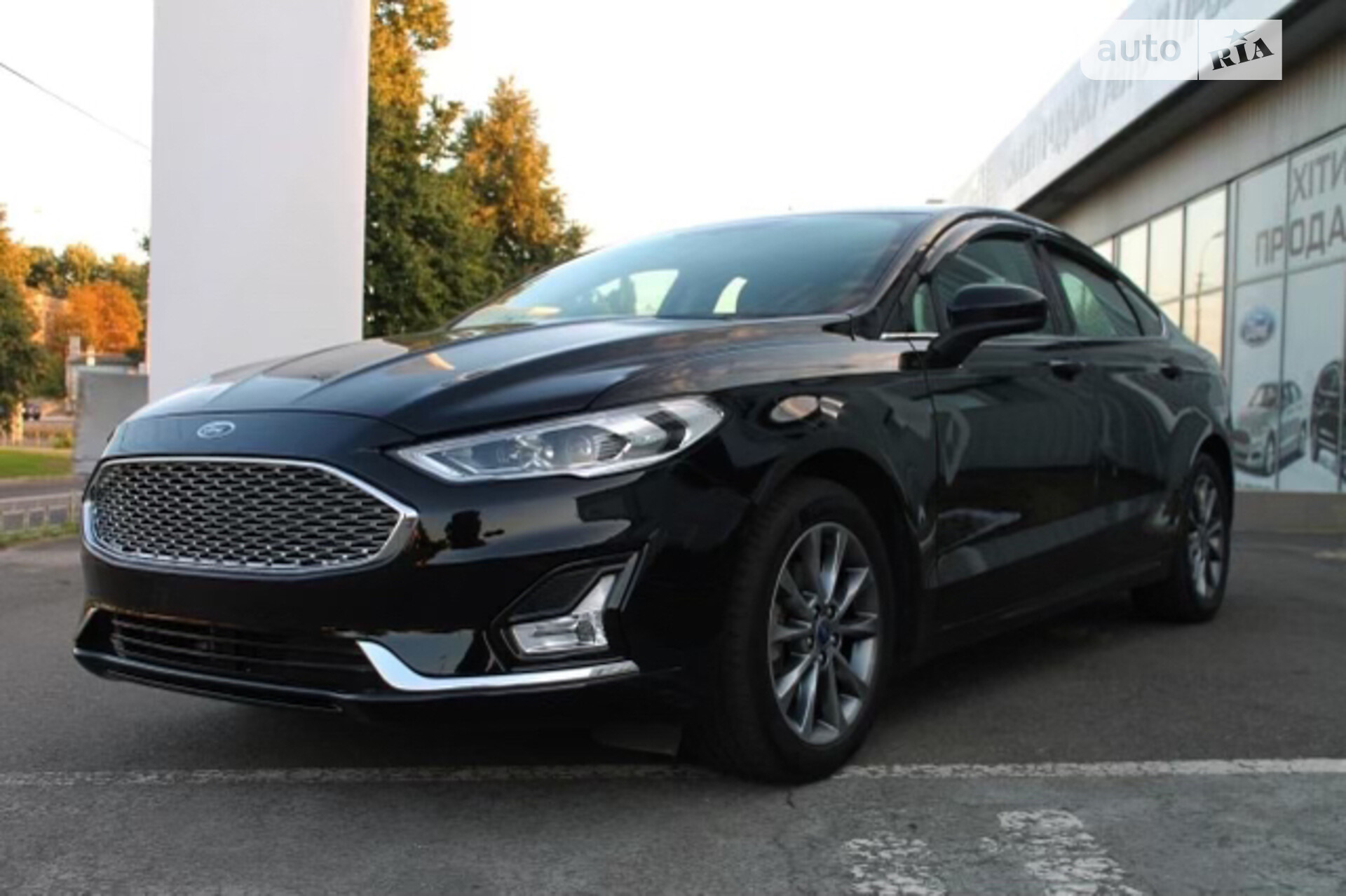 Головне фото звіту автомобіля FORD FUSION 2016