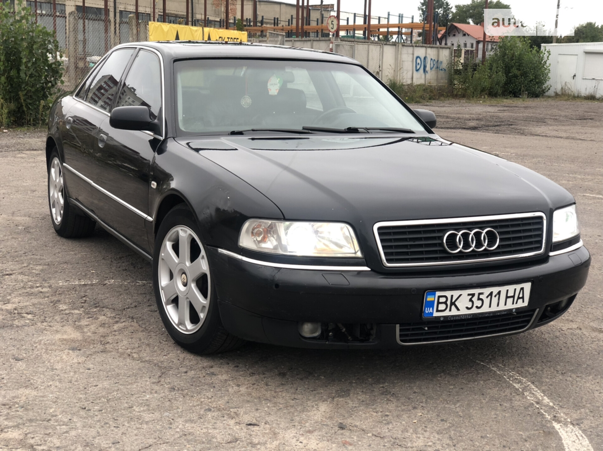 AUDI A8 2000