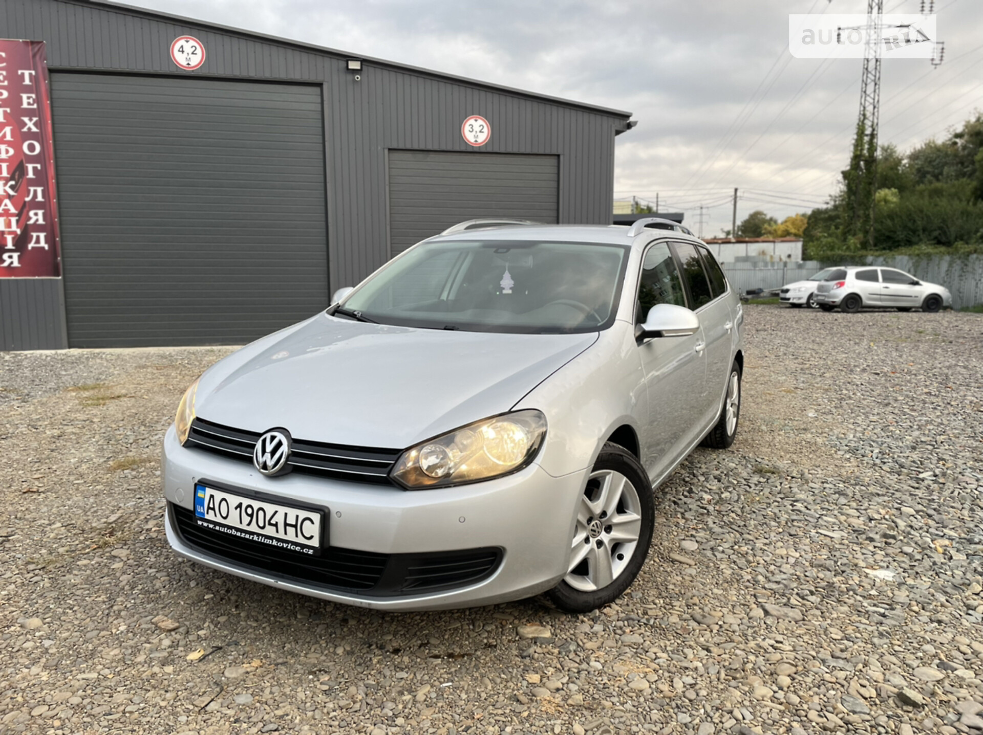 VOLKSWAGEN GOLF 2010
