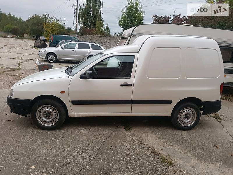 SEAT INCA 2000
