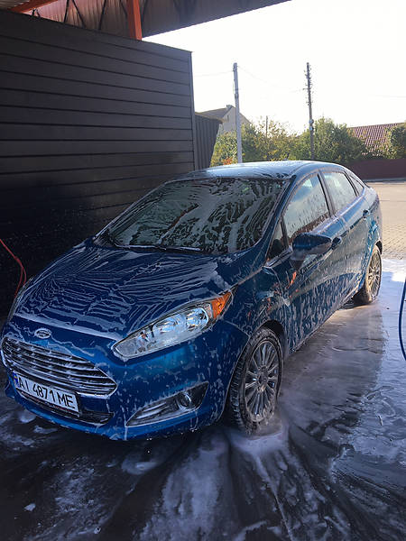 Ford Fiesta Titanium 2013