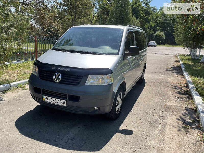 VOLKSWAGEN TRANSPORTER 2009