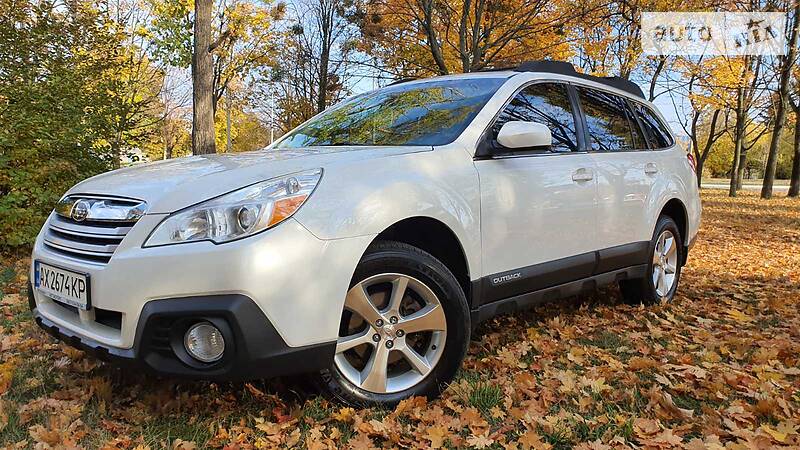 SUBARU OUTBACK 2013