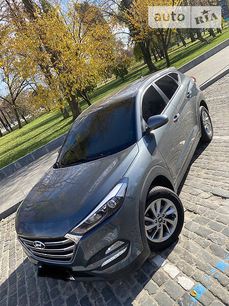 HYUNDAI TUCSON 2018