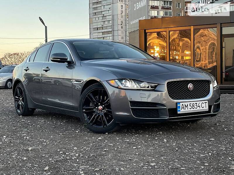 JAGUAR XE 2017
