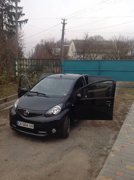 TOYOTA AYGO 2013