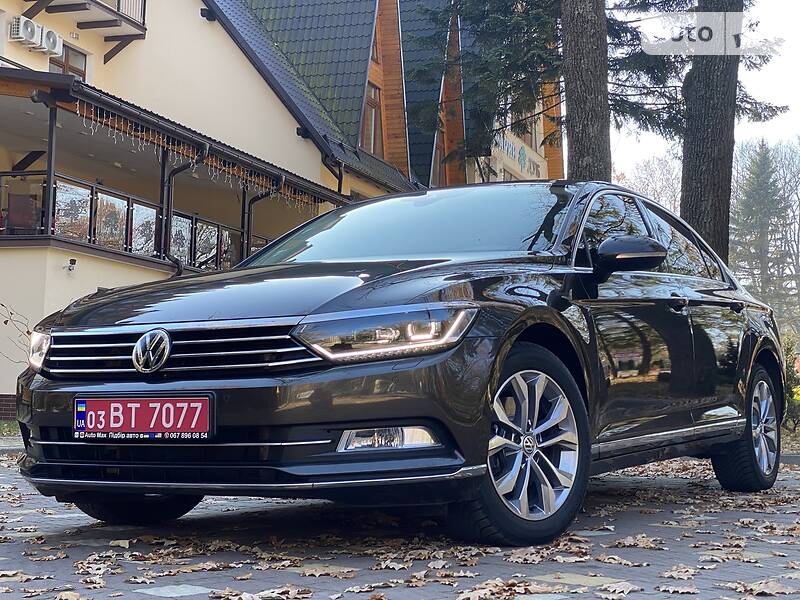 VOLKSWAGEN PASSAT 2016