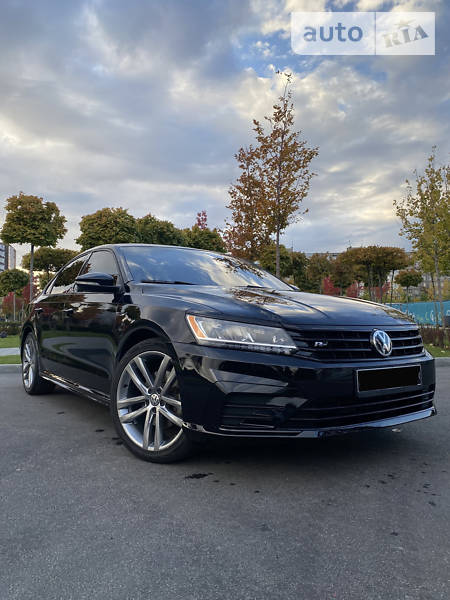VOLKSWAGEN PASSAT 2018