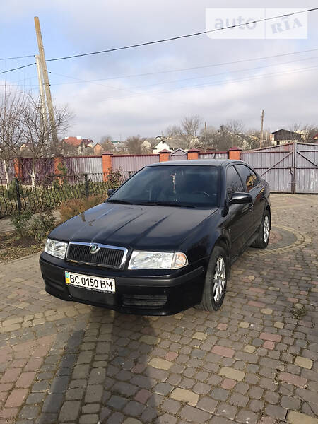Головне фото звіту автомобіля SKODA OCTAVIA TOUR 2008