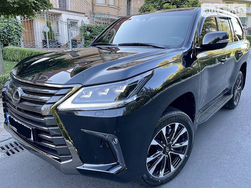 Головне фото звіту автомобіля LEXUS LX 450D 2021