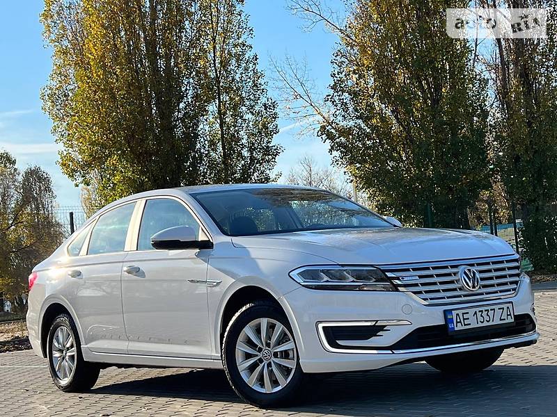 Volkswagen e-Lavida 2019