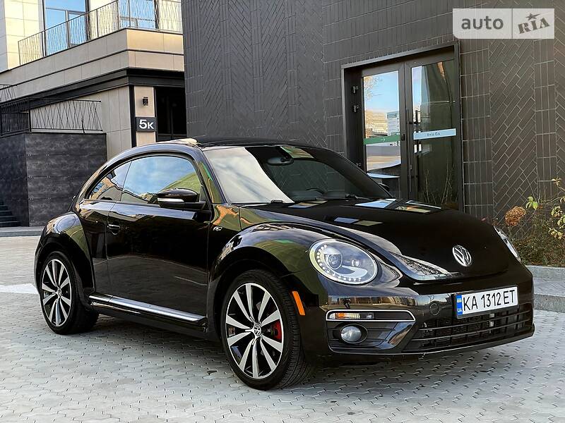 VOLKSWAGEN BEETLE 2013