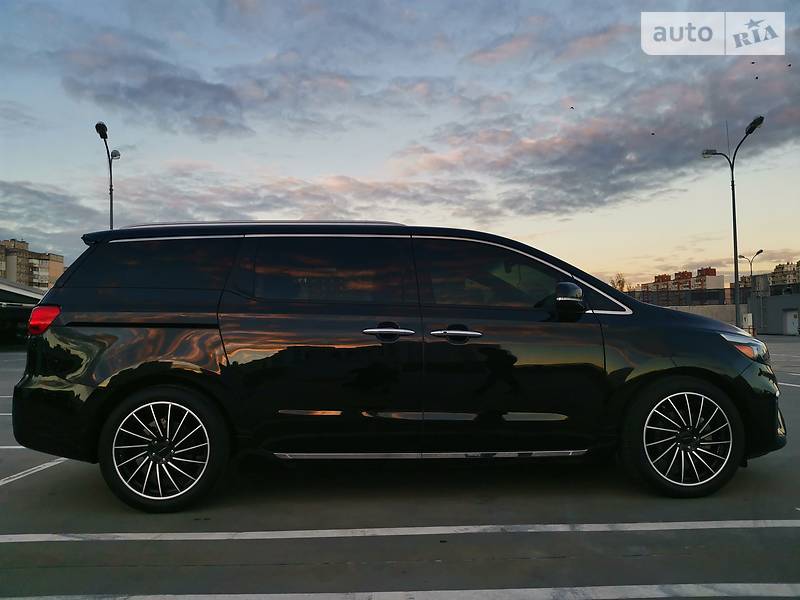 KIA SEDONA 2017