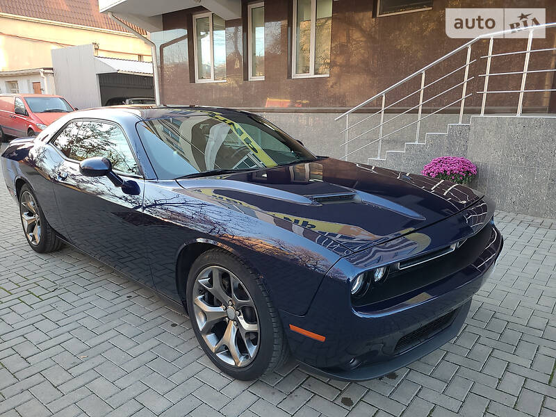 DODGE CHALLENGER 2016