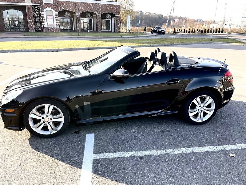 MERCEDES-BENZ SLK 300 2011