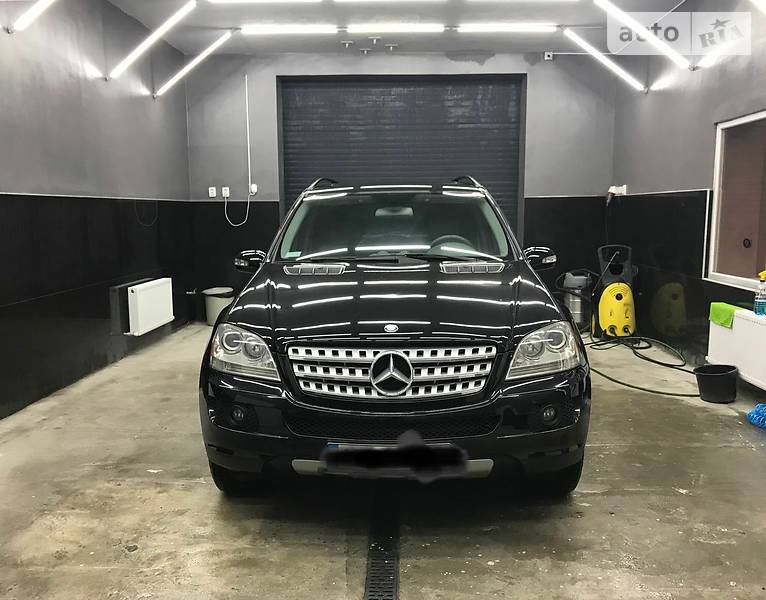 MERCEDES-BENZ ML 350 2005