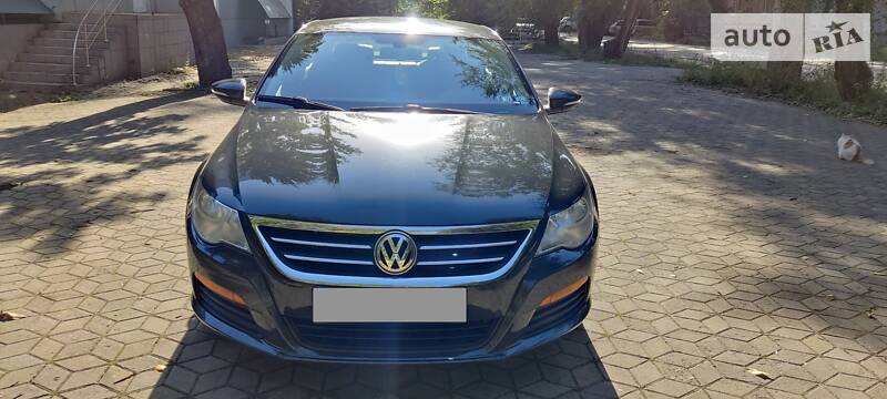 VOLKSWAGEN CC 2011