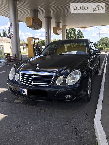 MERCEDES-BENZ E 200 2008
