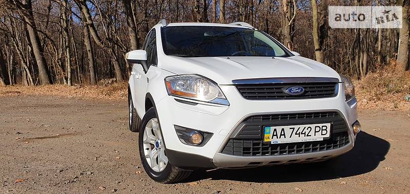 FORD KUGA 2011
