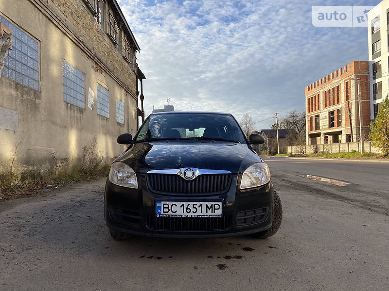 SKODA FABIA 2009