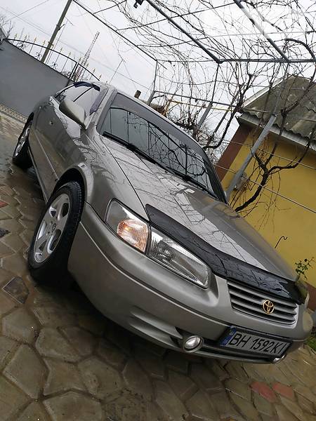 TOYOTA CAMRY 1998