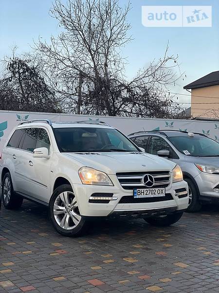 MERCEDES-BENZ GL 350 2011