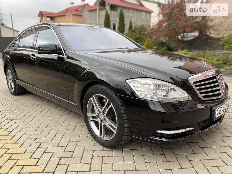 MERCEDES-BENZ S 500 2010