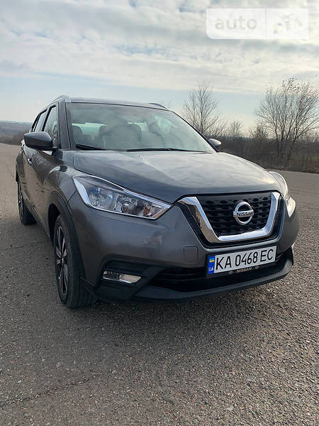 NISSAN KICKS 2019