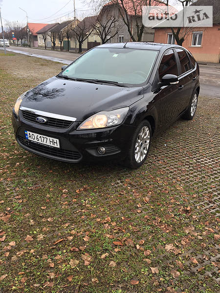 Головне фото звіту автомобіля FORD FOCUS 2009